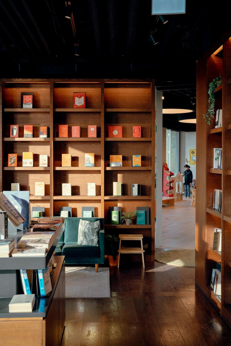 Eco Retail Space