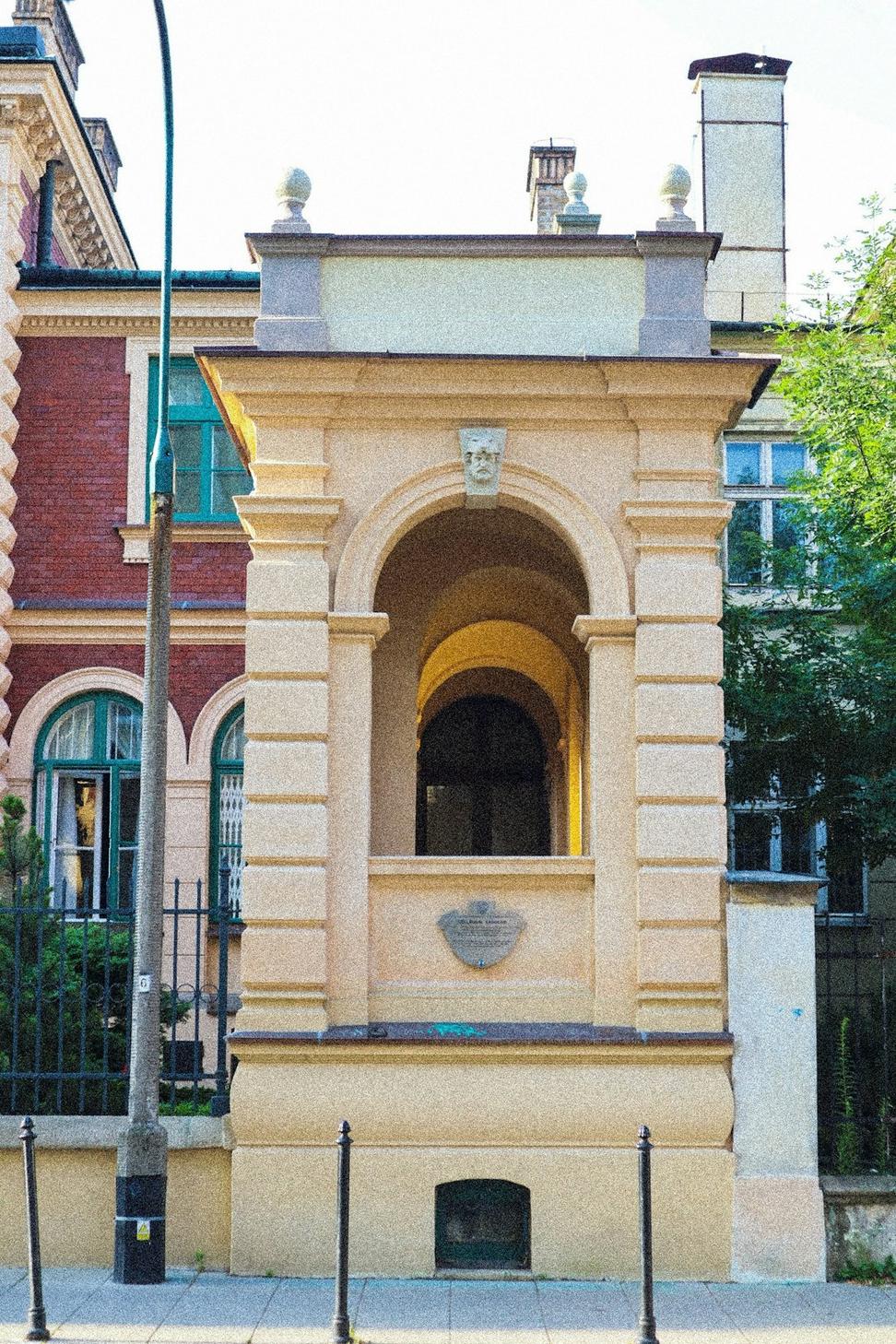 Queen West Heritage Restoration